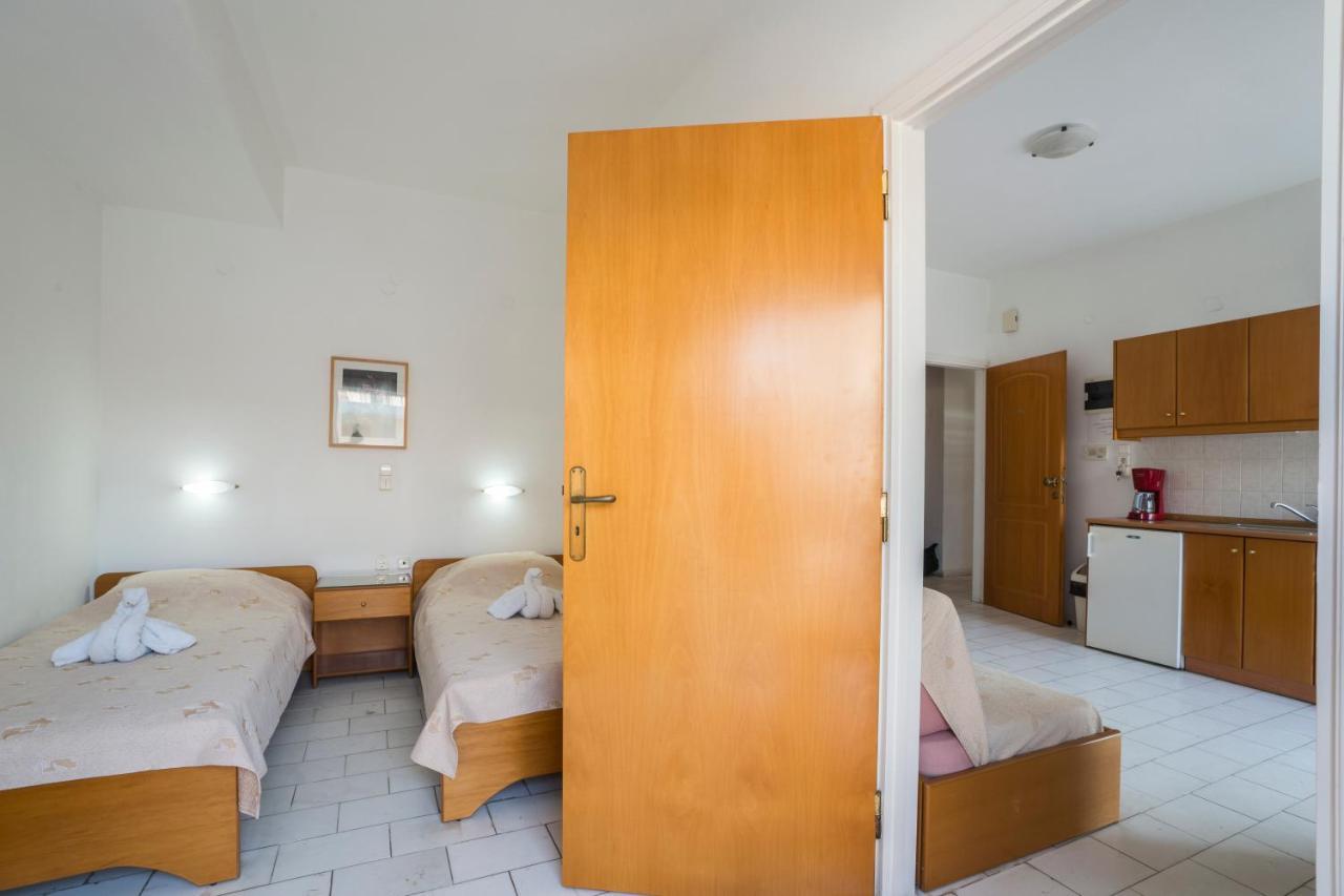 Stratis Apartments Χανιά Εξωτερικό φωτογραφία